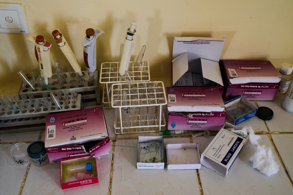 Lab utensils sit at a public health clinic in Qoz Nafisa village, Khartoum state, Sudan, Wednesday, April 22, 2026. (AP Photo/Bernat Armangue)