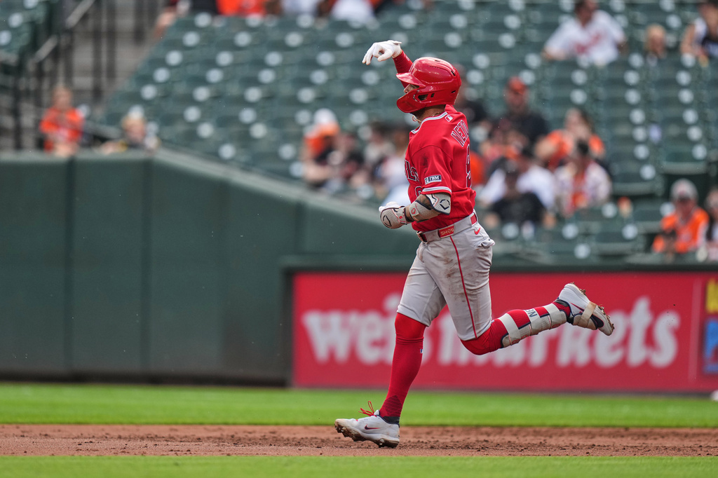 Los Angeles Angels' Zach Neto rounds the bases after hitting a three-run home run during the third inning of a baseball game against the Baltimore Orioles, Thursday, Aug. 6, 2026, in Baltimore. (AP Photo/Stephanie Scarbrough)