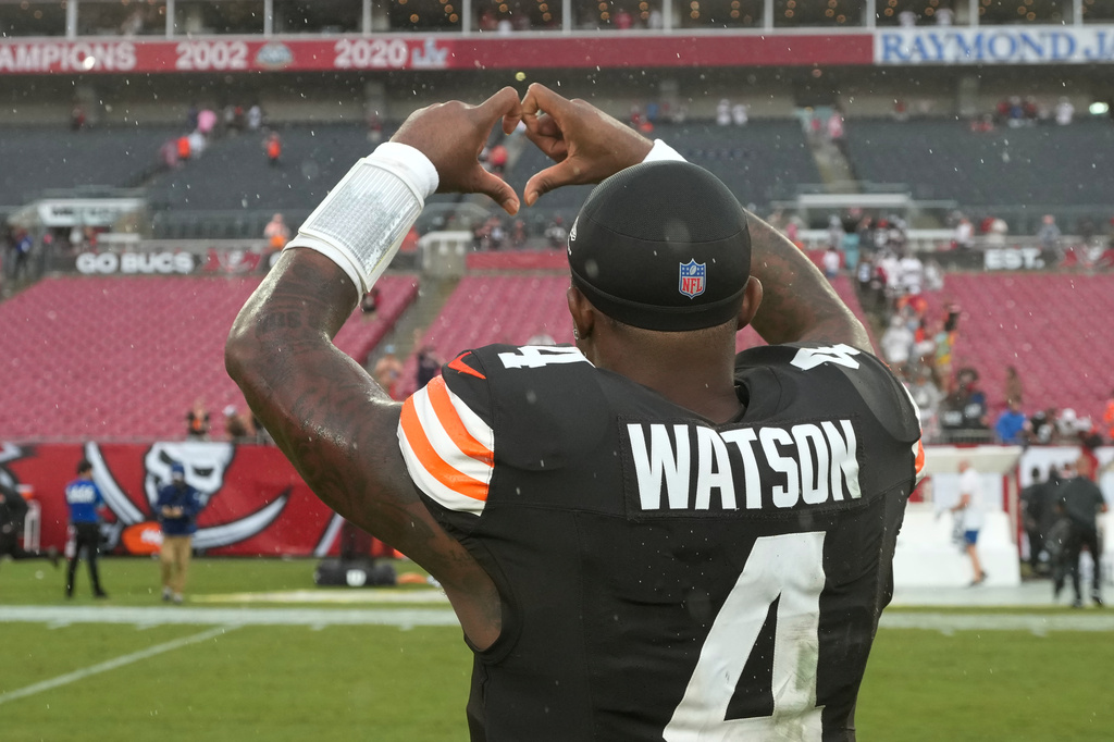 Cleveland Browns quarterback Deshaun Watson (4) gestures at the end of an NFL football game against the Tampa Bay Buccaneers in Tampa, Fla., Sunday, Sept. 20, 2026. (AP Photo/Chris O'Meara)