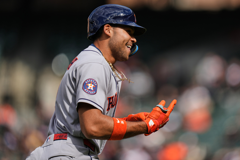 Houston Astros' Cam Smith rounds the bases after hitting a three-run home run during the first inning in the second baseball game of a doubleheader against the Baltimore Orioles, Thursday, April 30, 2026, in Baltimore. (AP Photo/Stephanie Scarbrough)