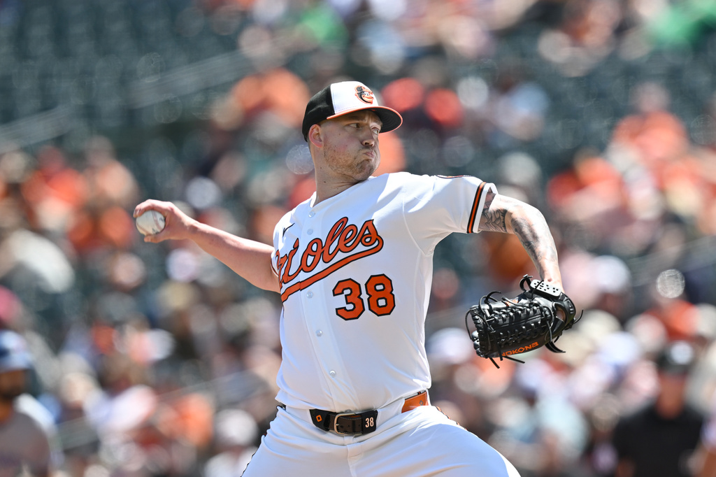 Baltimore Orioles pitcher Kyle Bradish (38) delivers a pitch against the Toronto Blue Jays during the first inning of a baseball game, Sunday, May 31, 2026 in Baltimore. (AP Photo/Gail Burton)