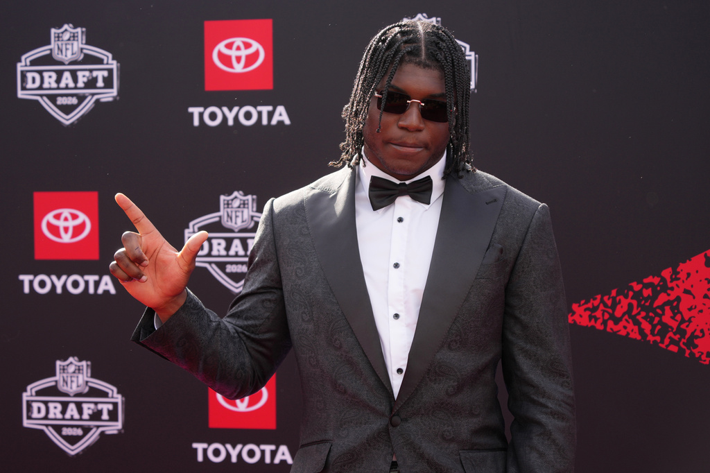 Texas Tech linebacker David Bailey poses on the red carpet before the first round of the NFL football draft, Thursday, April 23, 2026, in Pittsburgh. (AP Photo/Gene J. Puskar)