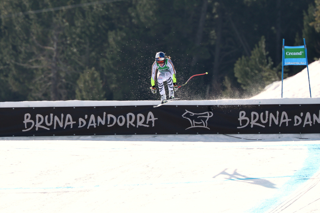 Germany's Emma Aicher speeds down the course during a women's World Cup super-G race, in Soldeu, Andorra, Saturday, Feb. 28, 2026. (AP Photo/Marco Trovati)