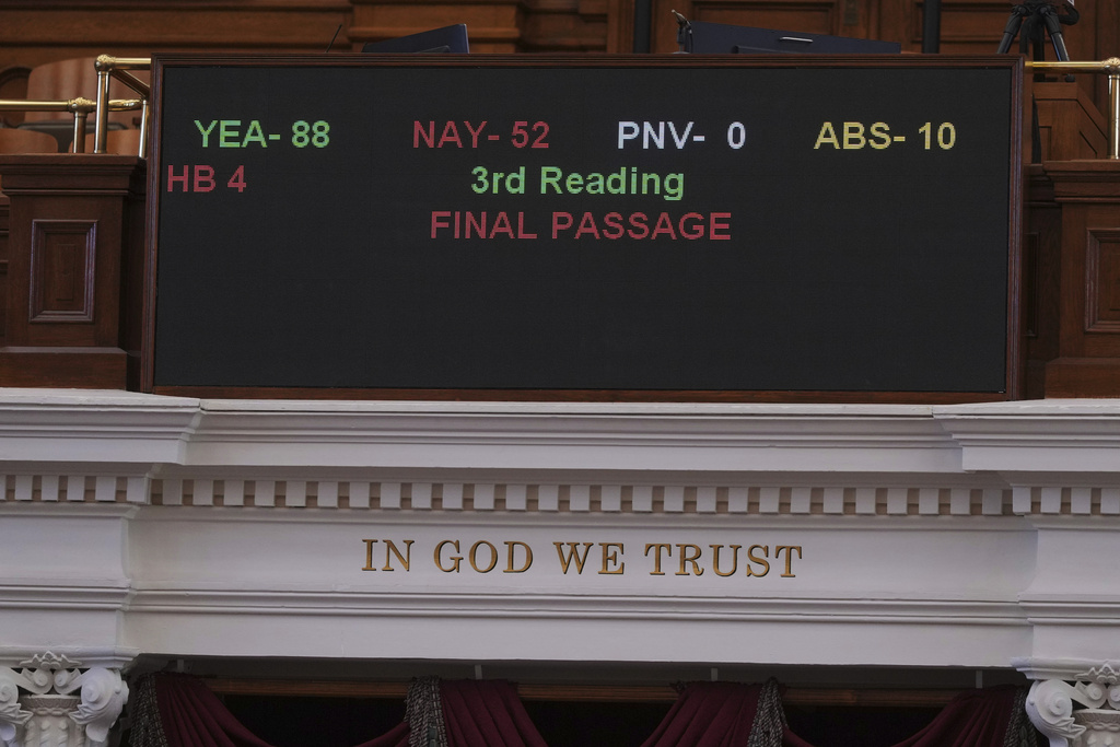 House Bill 4, changing the U.S. congressional map in Texas, passes during a special session, Wednesday, Aug. 20, 2025, in Austin, Texas. (AP Photo/Eric Gay)