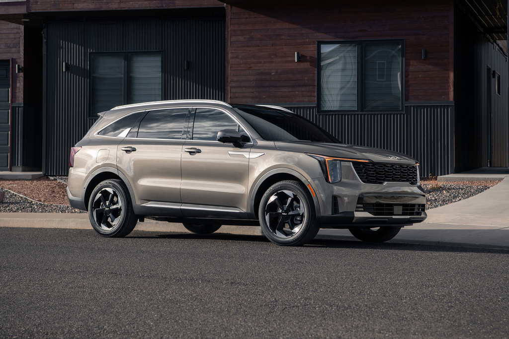 This photo provided by Kia shows the Sorento Plug-in Hybrid, a three-row plug-in hybrid with ample room for passengers or cargo. (Courtesy of Kia America via AP)