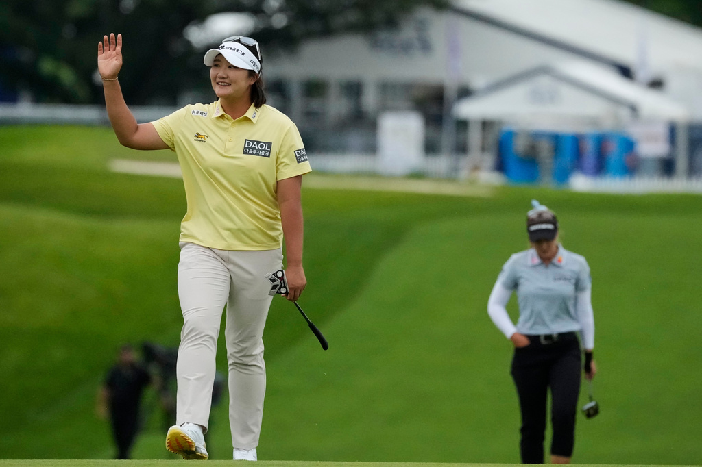 Haeran Ryu, of South Korea, walks to the 18th green during the final round of the Women's PGA Championship golf tournament at Hazeltine National Golf Club, Sunday, June 28, 2026, in Chaska, Minn. (AP Photo/Chris Carlson)