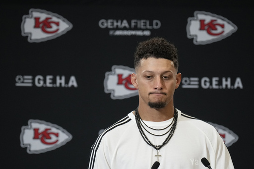 The Chiefs' 0-2 start is about as concerning as Patrick Mahomes leading the team in rushing - The Morning Sun