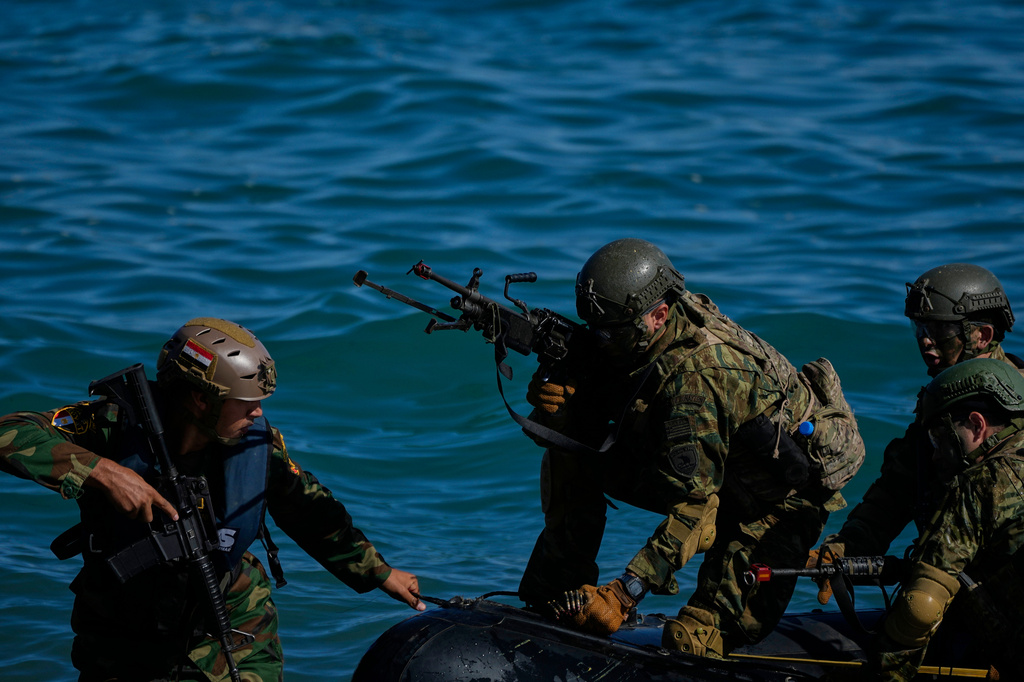 Military service members from Egypt and Greece take part in the combined armed forces exercises Medusa 15, led by Greece and Egypt at Maleme, on the Greek island of Crete on Friday, Sept. 18, 2026. (AP Photo/Thanassis Stavrakis)