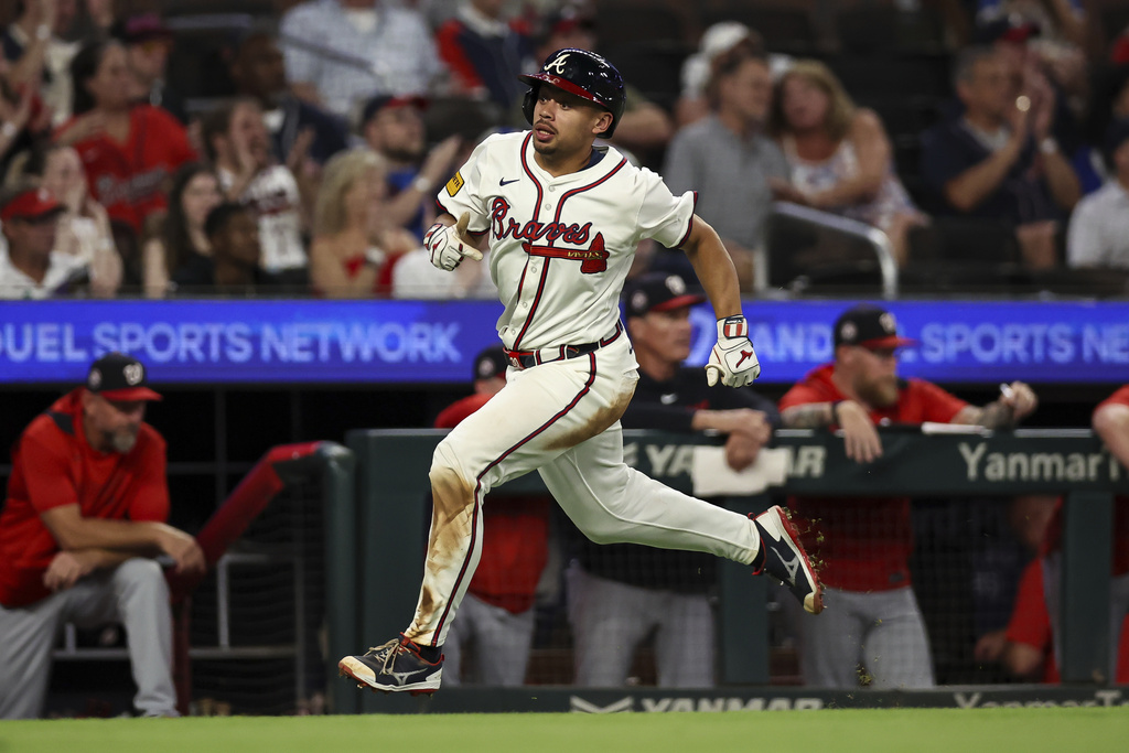 Atlanta Braves' Drake Baldwin rounds third base before scoring in the third inning of a baseball game against the Washington Nationals, Monday, Sept. 22, 2025, in Atlanta. (AP Photo/Colin Hubbard)