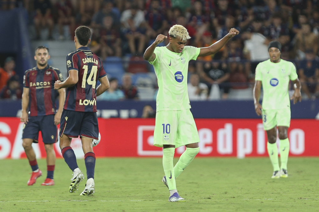 Barcelona's Lamine Yamal reacts athe the end of the La Liga soccer match between Levante and Barcelon in Valencia, Spain, Saturday, Aug. 23, 2025. ((AP Photo/Alberto Saiz)