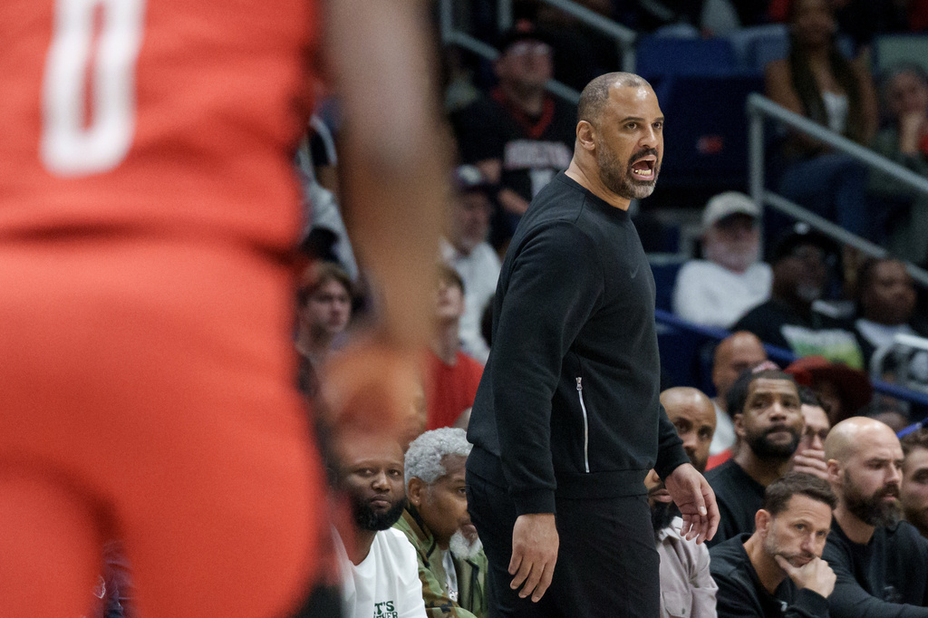 Houston Rockets head coach Ime Udoka reacts during the first half against the New Orleans Pelicans of an NBA basketball game in New Orleans, Sunday, March 29, 2026. (AP Photo/Matthew Hinton)