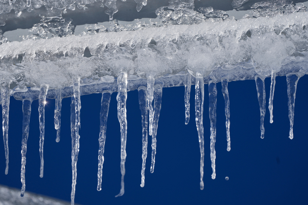 Icicles glisten in the sun at the Mzaar-Kfardebian ski resort northeast of Beirut, Lebanon, Saturday, Jan. 3, 2026. (AP Photo/Hassan Ammar)