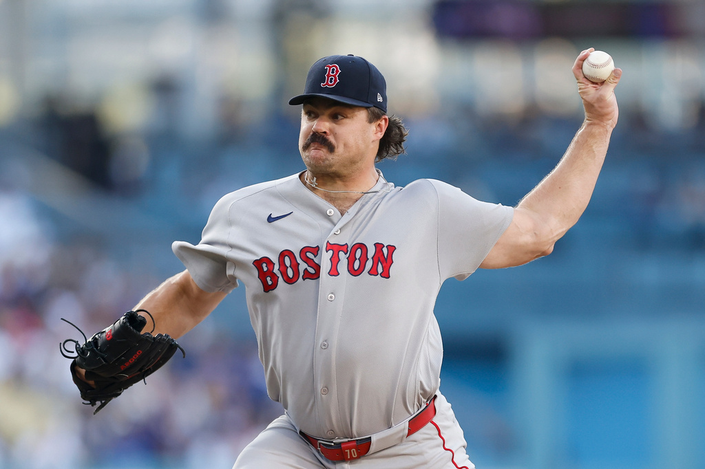 Boston Red Sox starting pitcher Payton Tolle throws during the second inning of a baseball game against the Los Angeles Dodgers, Saturday, Aug. 1, 2026, in Los Angeles. (AP Photo/Caroline Brehman)