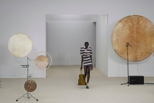 A model wears a creation as part of the Issey Miyake Spring/Summer 2026 collection presented in Paris, Friday, Oct. 3, 2025. (AP Photo/Aurelien Morissard) A model wears a creation as part of the Issey Miyake Spring/Summer 2026 collection presented in Paris, Friday, Oct. 3, 2025. (AP Photo/Aurelien Morissard)