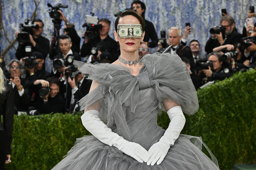 Sarah Paulson arrives at The Metropolitan Museum of Art's Costume Institute benefit gala celebrating the opening of the "Costume Art" exhibition on Monday, May 4, 2026, in New York. (Photo by Evan Agostini/Invision/AP)