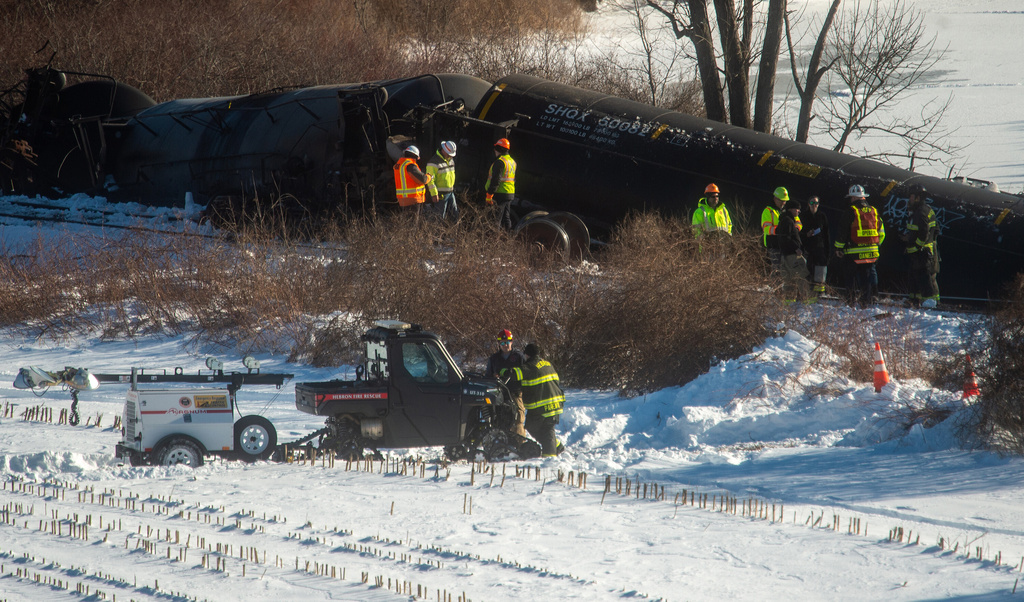 Crews inspect the scene after a freight train derailment, in Mansfield, Conn., Thursday, Feb. 5, 2026. (Aaron Flaum/Hartford Courant via AP)
