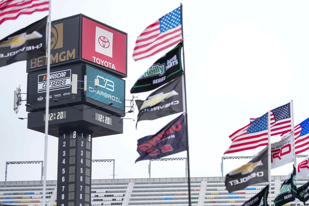The number '8' is displayed at the top of the scoring tower inside Charlotte Motor Speedway in honor of the late driver Kyle Busch, Friday, May 22, 2026, in Charlotte, N.C. (AP Photo/Matt Kelley)