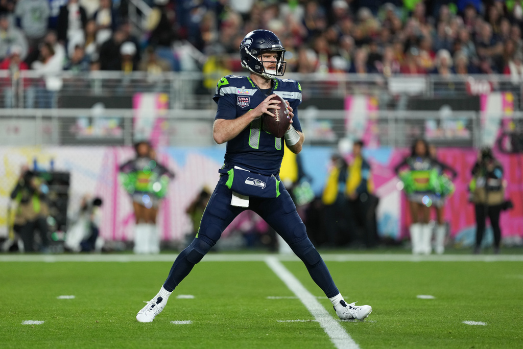 Seattle Seahawks quarterback Sam Darnold prepares to pass during the second half of the NFL Super Bowl 60 football game against the New England Patriots, Sunday, Feb. 8, 2026, in Santa Clara, Calif. (AP Photo/Matt Slocum)