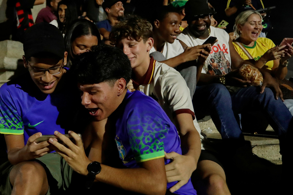 Fans celebrate Neymar's inclusion in Brazil's squad for the 2026 FIFA World Cup in Rio de Janeiro, Monday, May 18, 2026. (AP Photo/Bruna Prado)