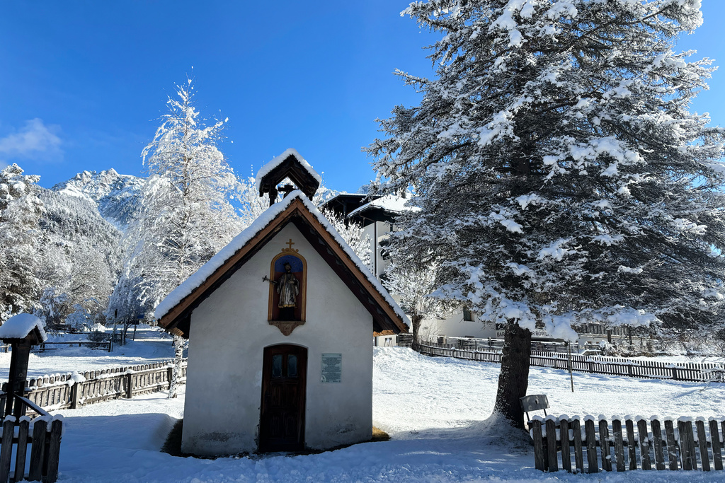 The Runcac chapel is seen in San Vigilio di Marebbe, northern Italy, Monday, Jan. 26, 2026. (AP Photo/Nicole Winfield)