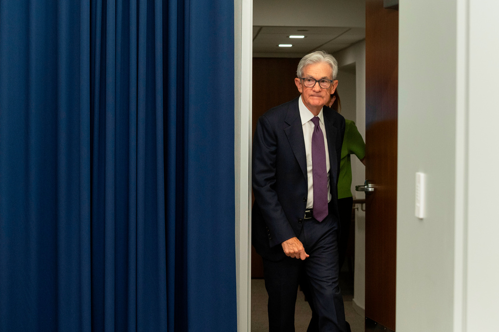 Federal Reserve Chairman Jerome Powell arrives for a news conference at the Federal Reserve, following the Federal Open Market Committee meeting, in Washington, Wednesday, April 29, 2026. (AP Photo/Cliff Owen)