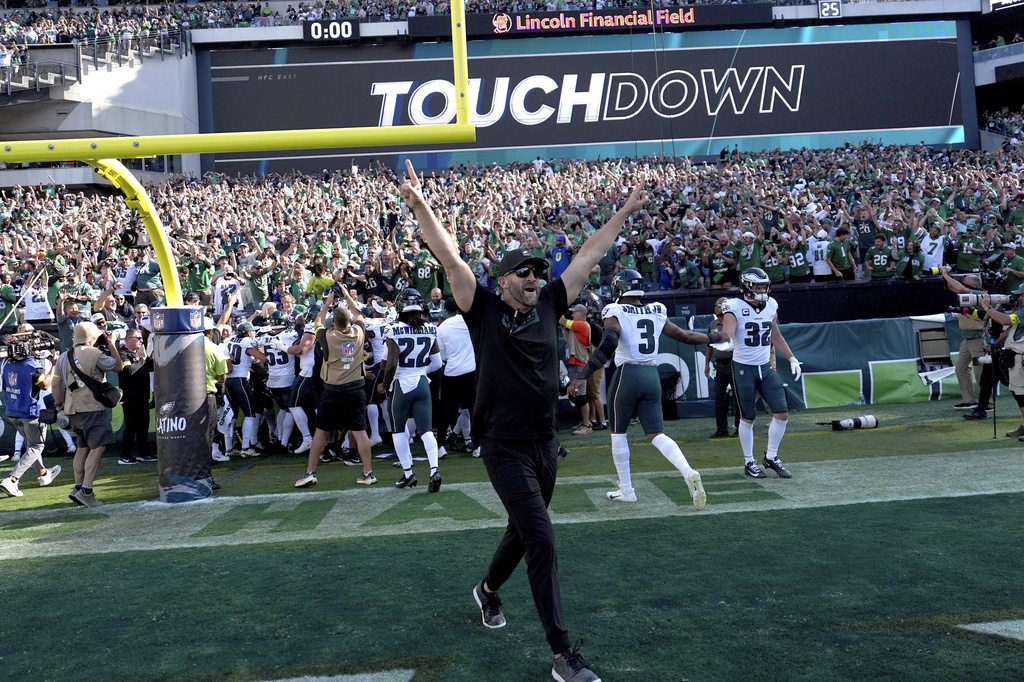 Philadelphia Eagles head coach Nick Sirianni celebrates a victory over the Los Angeles Rams following an NFL football game Sunday, Sept. 21, 2025, in Philadelphia. (AP Photo/Matt Slocum)