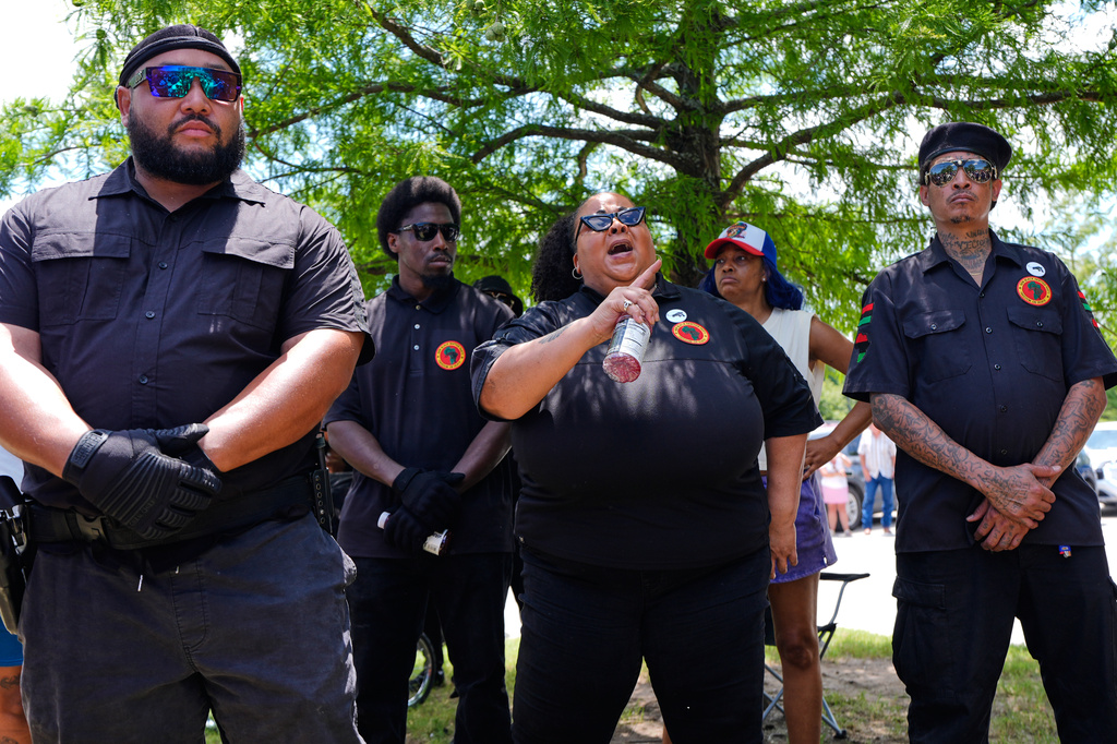 Karmelo Anthony supporters voice their opinions in front of the Collin County courthouse after a verdict was reached Tuesday, June 9, 2026, in McKinney, Texas. (AP Photo/Tony Gutierrez)