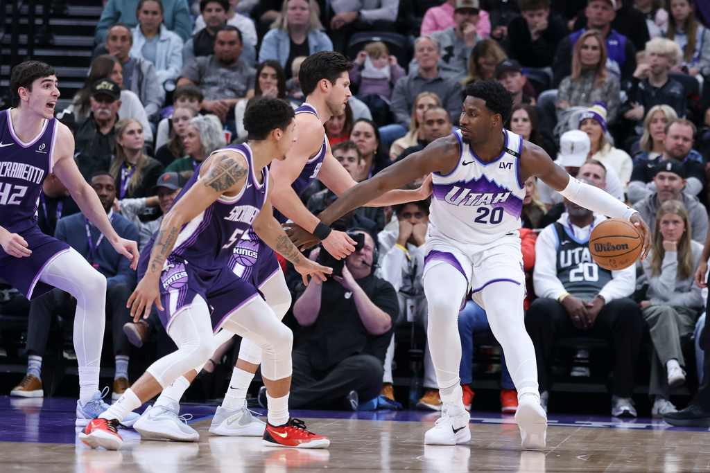 Utah Jazz forward Jaren Jackson Jr. (20) posts up against the Sacramento Kings during the first half of an NBA basketball game, Wednesday, Feb. 11, 2026, in Salt Lake City. (AP Photo/Rob Gray)