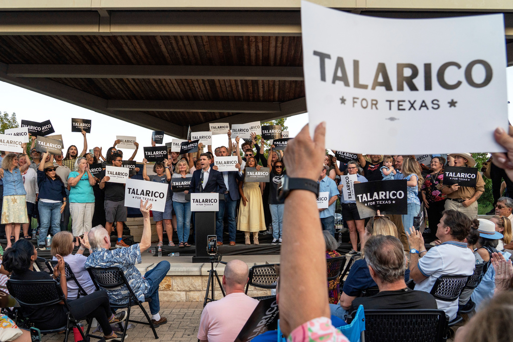 Supporters cheer as State Rep. James Talarico, D-Austin, kicks off his campaign for U.S. Senate at Centennial Plaza in Round Rock, Texas, Tuesday, Sept. 9, 2025. (Mikala Compton/Austin American-Statesman via AP)