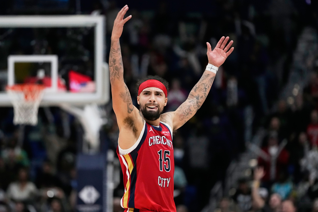New Orleans Pelicans guard Jose Alvarado (15) reacts in the final seconds of the second half of an NBA basketball game against the Charlotte Hornets, Tuesday, Nov. 4, 2025, in New Orleans. (AP Photo/Gerald Herbert)