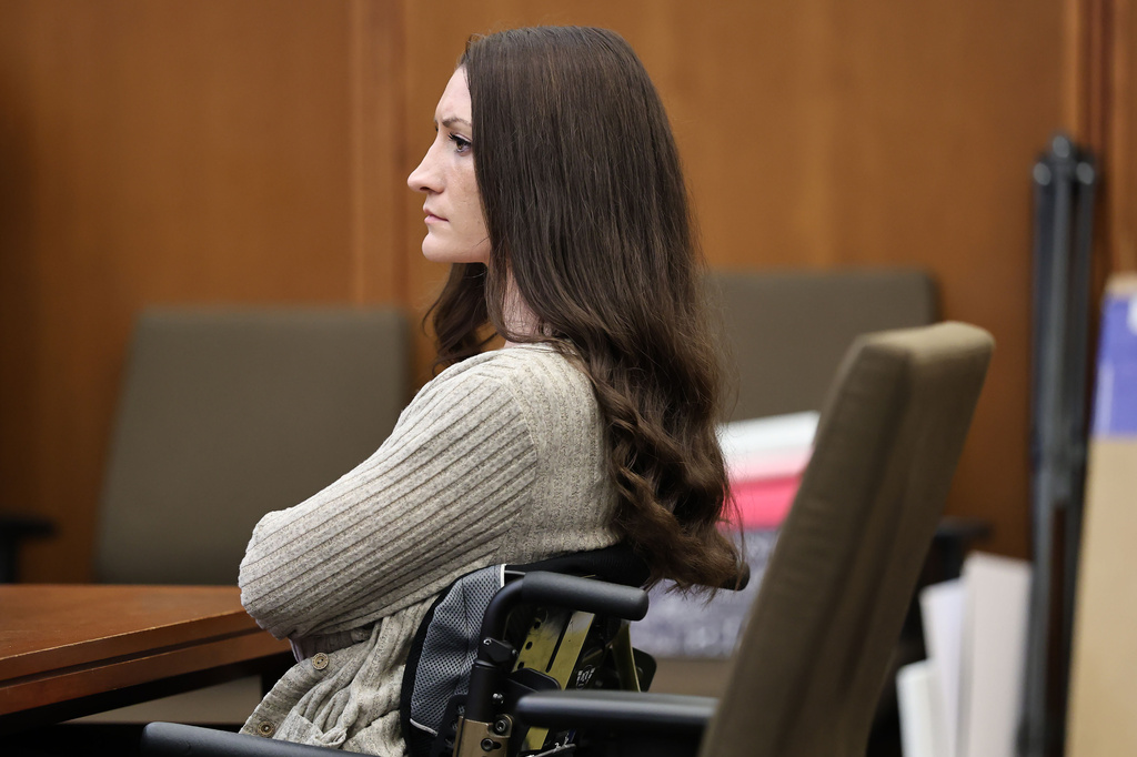 Lindsay Clancy listens to the testimony of Dr. Gregory Saathoff during her murder trial in Plymouth Superior Court on Wednesday, Aug. 26, 2026 in Plymouth, Mass. (Greg Derr/The Patriot Ledger via AP, Pool)
