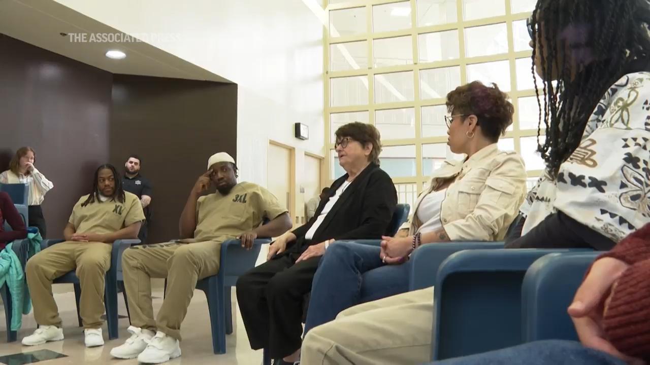 College students, inmates and a nun: A unique book club meets at one of the nation's largest jails - Vimarsana News