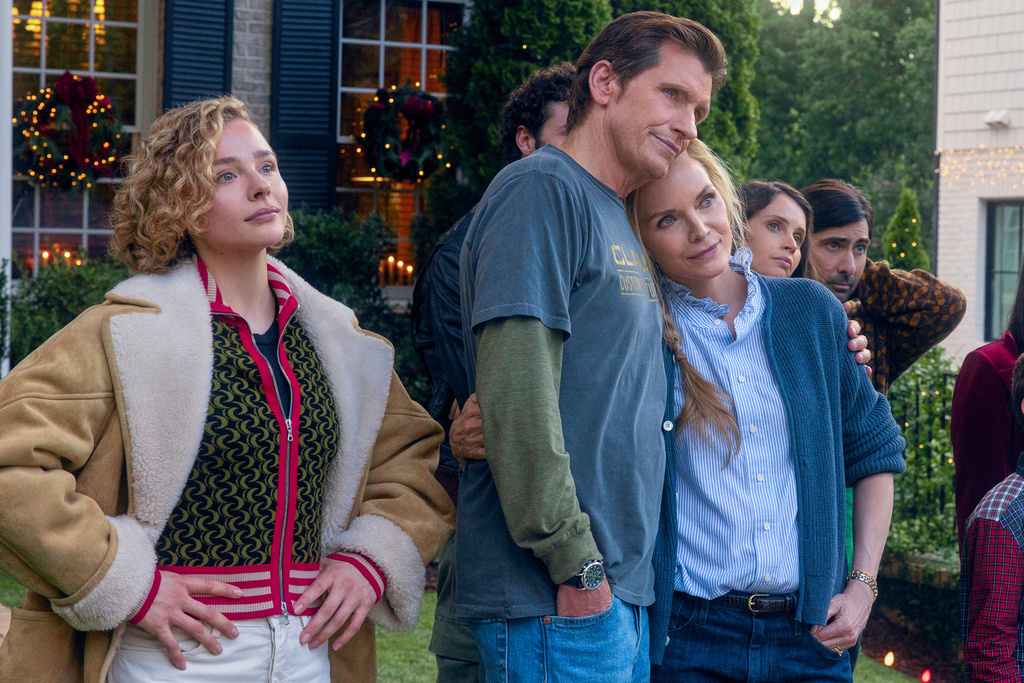 This image released by Amazon Prime shows, from left, Chloë Grace Moretz, Denis Leary, Michelle Pfeiffer, Felicity Jones, and Jason Schwartzman in a scene from "Oh. What. Fun." (Alisha Wetherill/Amazon Prime via AP)