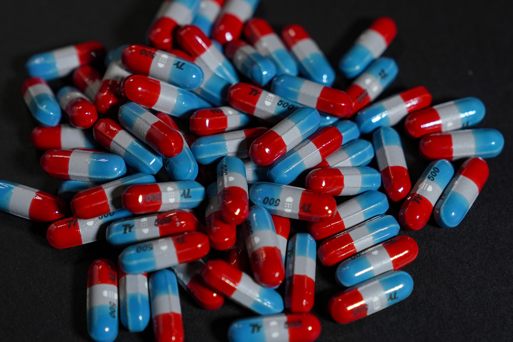Extra Strength Tylenol is shown in Carmel, Ind., Tuesday, Sept. 23, 2025. (AP Photo/Michael Conroy)