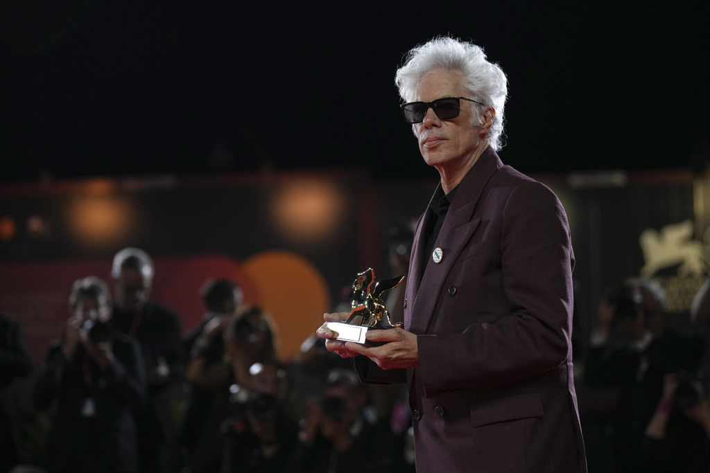 Director Jim Jarmusch, winner of the Golden Lion for best film for 'Father Mother Sister Brother', poses for photographers at the awards photo call during the 82nd edition of the Venice Film Festival in Venice, Italy, on Saturday, Sept. 6, 2025. (Photo by Alessandra Tarantino/Invision/AP)
