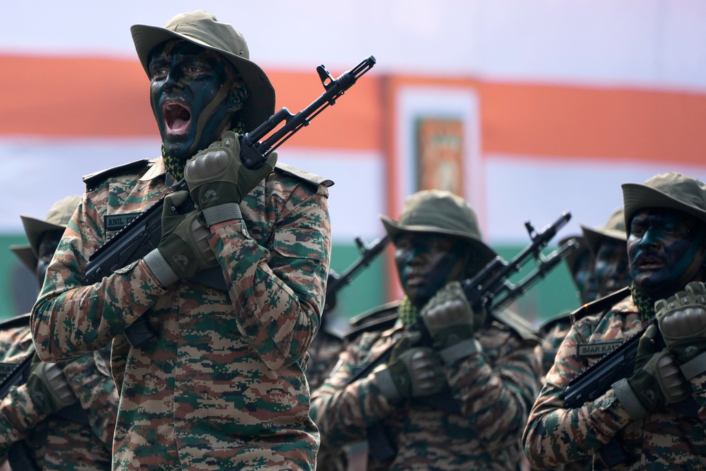 An Indian army commando leads a parading contingent during the Republic Day ceremonial parade, in Kolkata, India, Monday, Jan. 26, 2026. (AP Photo/Bikas Das)