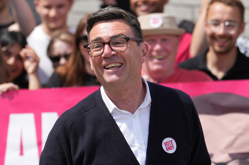 Andy Burnham, Britain's Labour candidate for Makerfield, speaks in front of supporters during the by-election in Makerfield, England, Thursday, June 18, 2026 where voters are choosing a new lawmaker with Andy Burnham of the Labour Party as the leading contender.(AP Photo/Jon Super)