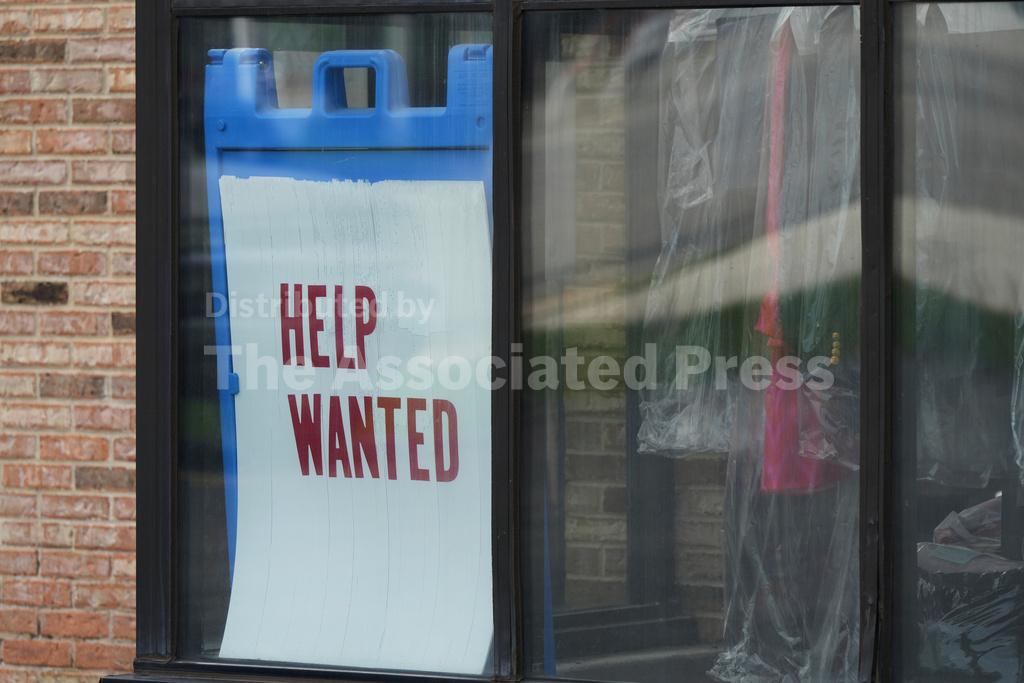 US applications for jobless benefits fell below 200,000 last week&hellip;