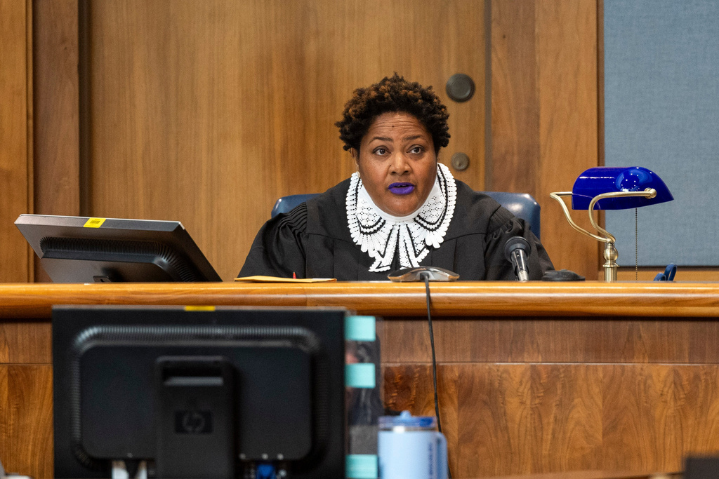 Newport News Circuit Court Judge Rebecca Robinson gives her ruling dismissing the trial of Ebony Parker on felony child neglect charges at Newport News Circuit Court in Newport News, Va., Thursday, May 21, 2026. (Peter Casey/The Virginian-Pilot via AP, Pool)