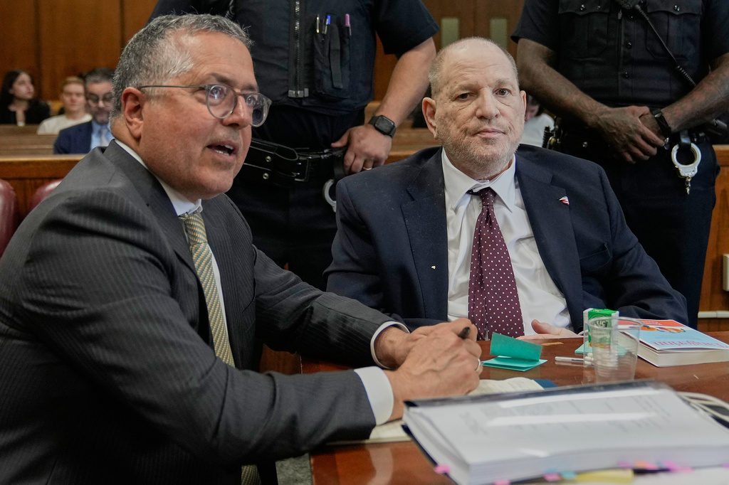 Harvey Weinstein, right, and defense attorney Marc Agnifilo appear in criminal court, in New York, Tuesday, April 28, 2026. (AP Photo/Richard Drew, Pool)