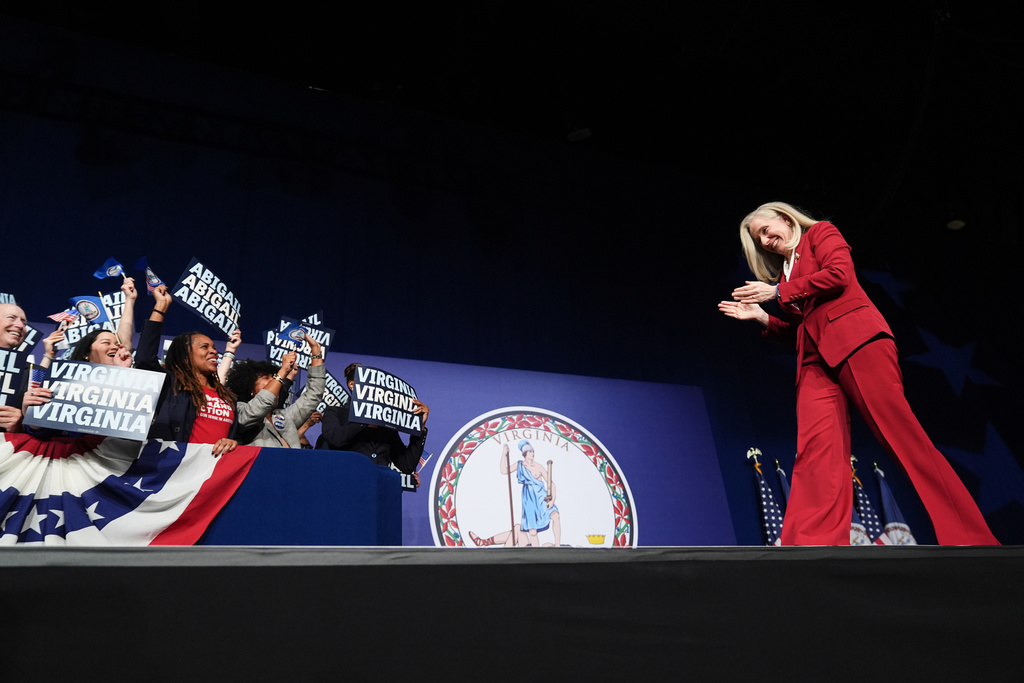 Democrat Abigail Spanberger walks out on stage after she was declared the winner of the Virginia governor's race during an election night watch party Tuesday, Nov. 4, 2025, in Richmond, Va. (AP Photo/Stephanie Scarbrough)