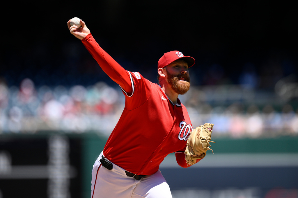 Washington Nationals pitcher Zack Littell throws during the first inning of a baseball game against the San Diego Padres, Sunday, May 31, 2026, in Washington. (AP Photo/Nick Wass)