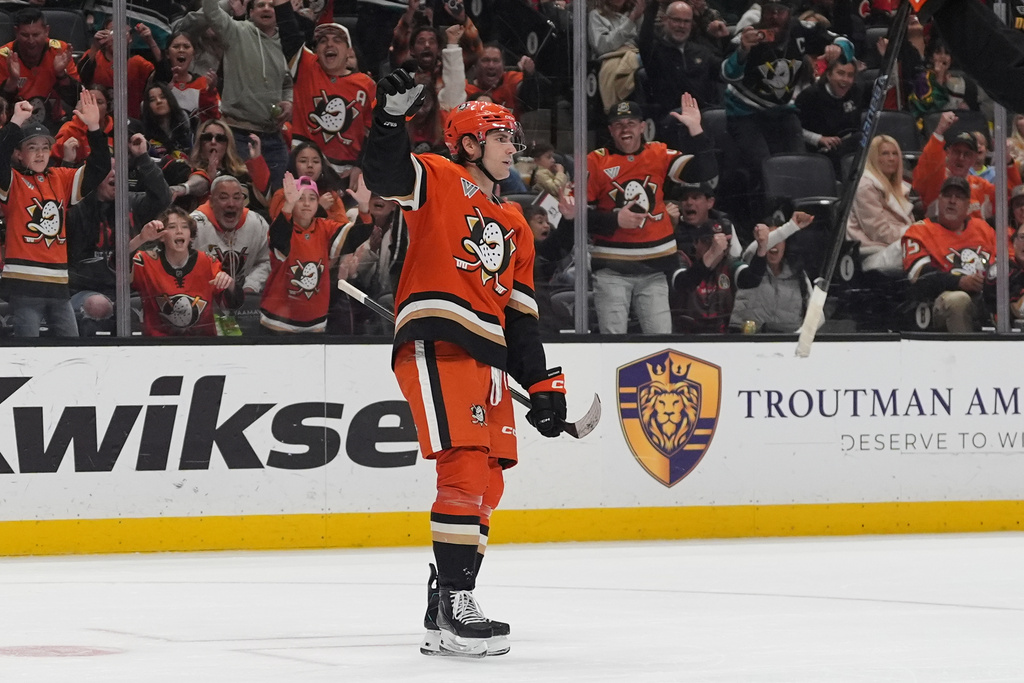 Anaheim Ducks left wing Cutter Gauthier celebrates his goal during the third period of an NHL hockey game against the Calgary Flames Sunday, March 1, 2026, in Anaheim, Calif. (AP Photo/Gregory Bull)