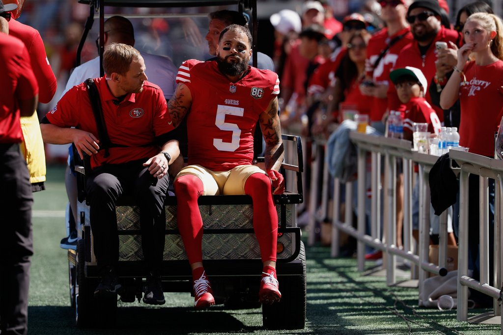 San Francisco 49ers wide receiver Mike Evans is carted off the field during the first half of an NFL football game against the Arizona Cardinals in Santa Clara, Calif., Sunday, Sept. 27, 2026. (AP Photo/Kelley L. Cox)