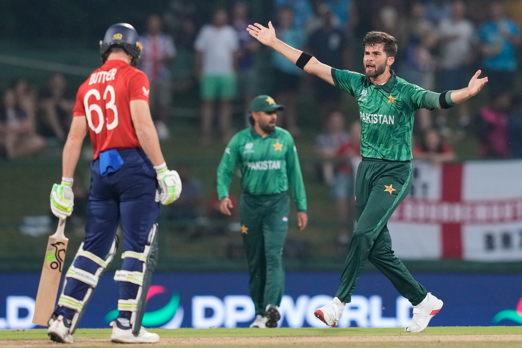 Pakistan's Shaheen Shah Afridi appeals unsuccessfully for the wicket of England's Jos Buttler, left, during the T20 World Cup cricket match between England and Pakistan in Pallekele, Sri Lanka, Tuesday, Feb. 24, 2026. (AP Photo/Eranga Jayawardena)