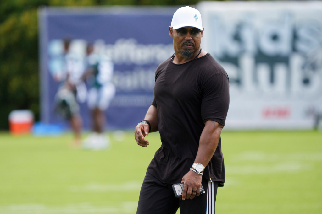 FILE - Former Philadelphia Eagles' Brian Dawkins looks on during practice at NFL football training camp at the team's training facility in Philadelphia, July 30, 2026. (AP Photo/Chris Szagola, File)