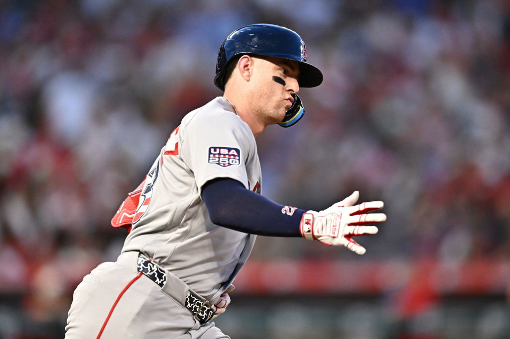 Boston Red Sox's Romy Gonzalez runs after hitting a two-run home run during the fifth inning of a baseball game against the Los Angeles Angels, Saturday, July 4, 2026, in Anaheim, Calif. (AP Photo/William Liang)