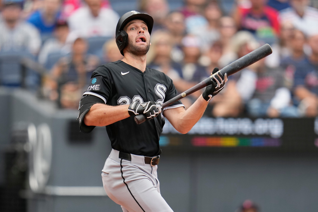 Chicago White Sox's Tristan Peters watches as his pop foul is caught for an out in the third inning of a baseball game in Cleveland, Wednesday, Sept. 16, 2026. (AP Photo/Sue Ogrocki)