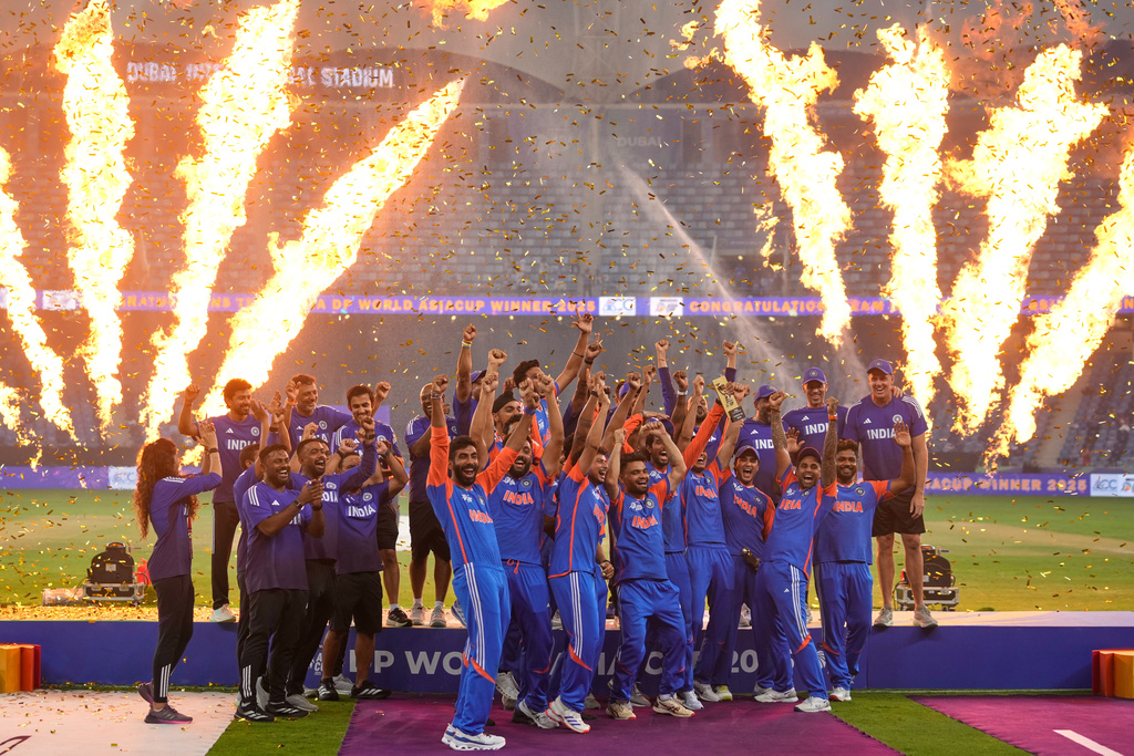 Team India celebrates after winning the Asia Cup cricket final against Pakistan at Dubai International Cricket Stadium, United Arab Emirates, Sunday, Sept. 28, 2025. (AP Photo/Altaf Qadri)