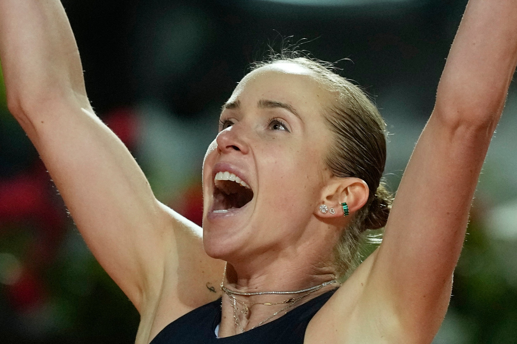 Ukraine's Elina Svitolina celebrates after winning against United States' Coco Gauff at the end of the women's final match at the Italian Open tennis tournament in Rome, Saturday, May 16, 2026. (AP Photo/Alessandra Tarantino)